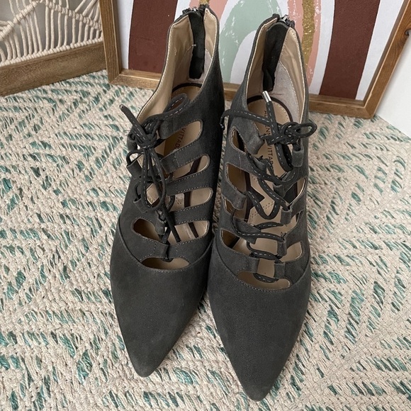 Adrienne Vittadini Gray Lace Up Bootie Heels - Picture 11 of 11